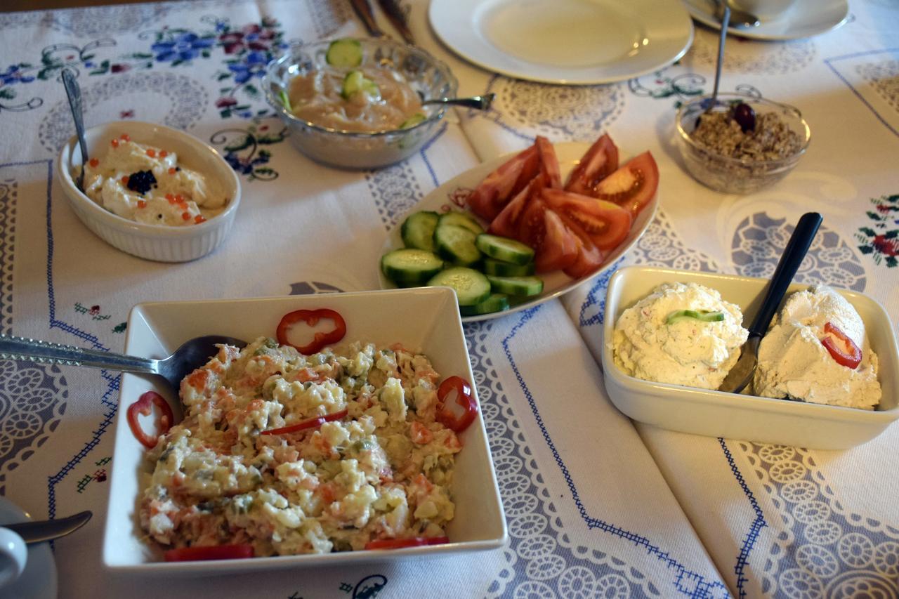 Casa Mora Hotel Suceviţa Kültér fotó