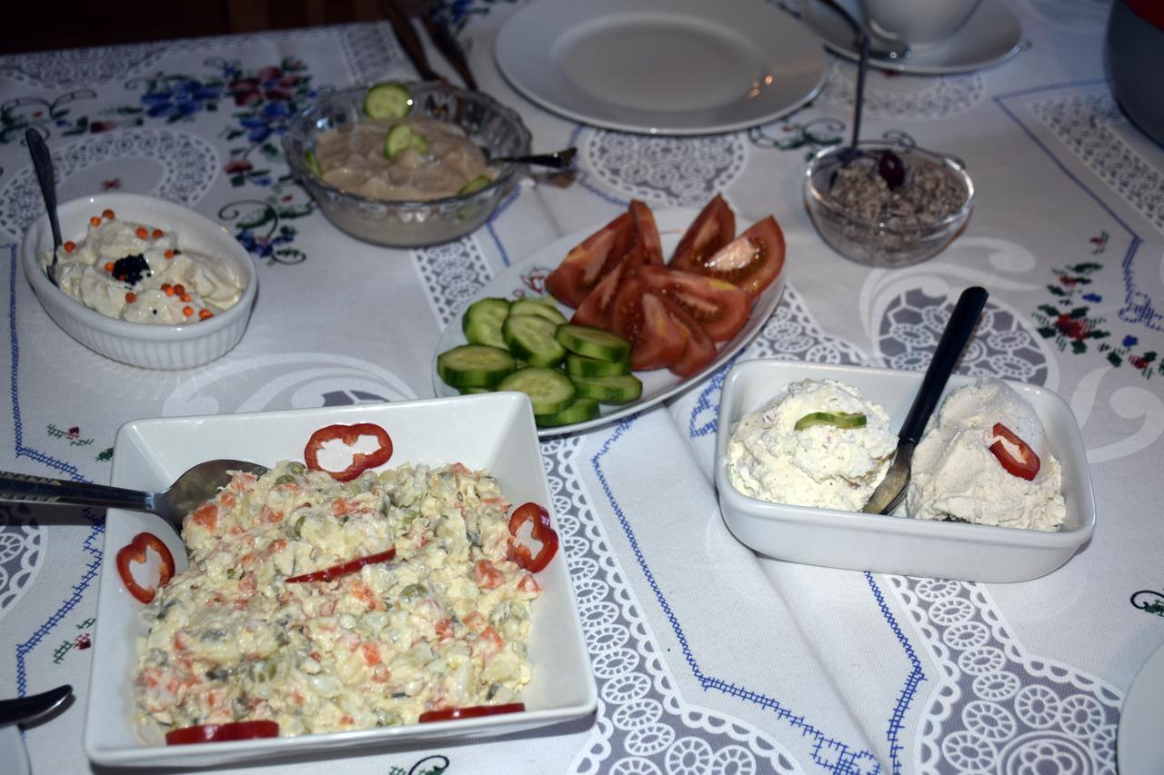Casa Mora Hotel Suceviţa Kültér fotó